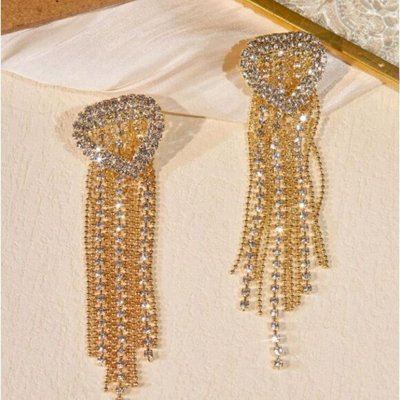 Luxury Rhinestone Gold Crystal Heart Tassel Earrings - Picture 3 of 4